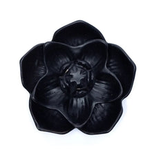 Cargar imagen en el visor de la galería, Lotus Flower Backflow Incense Burner
