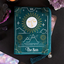Cargar imagen en el visor de la galería, The Sun Tarot Card Zippered Bag
